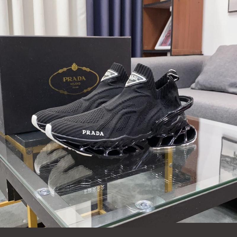 Pra*a casual shoes